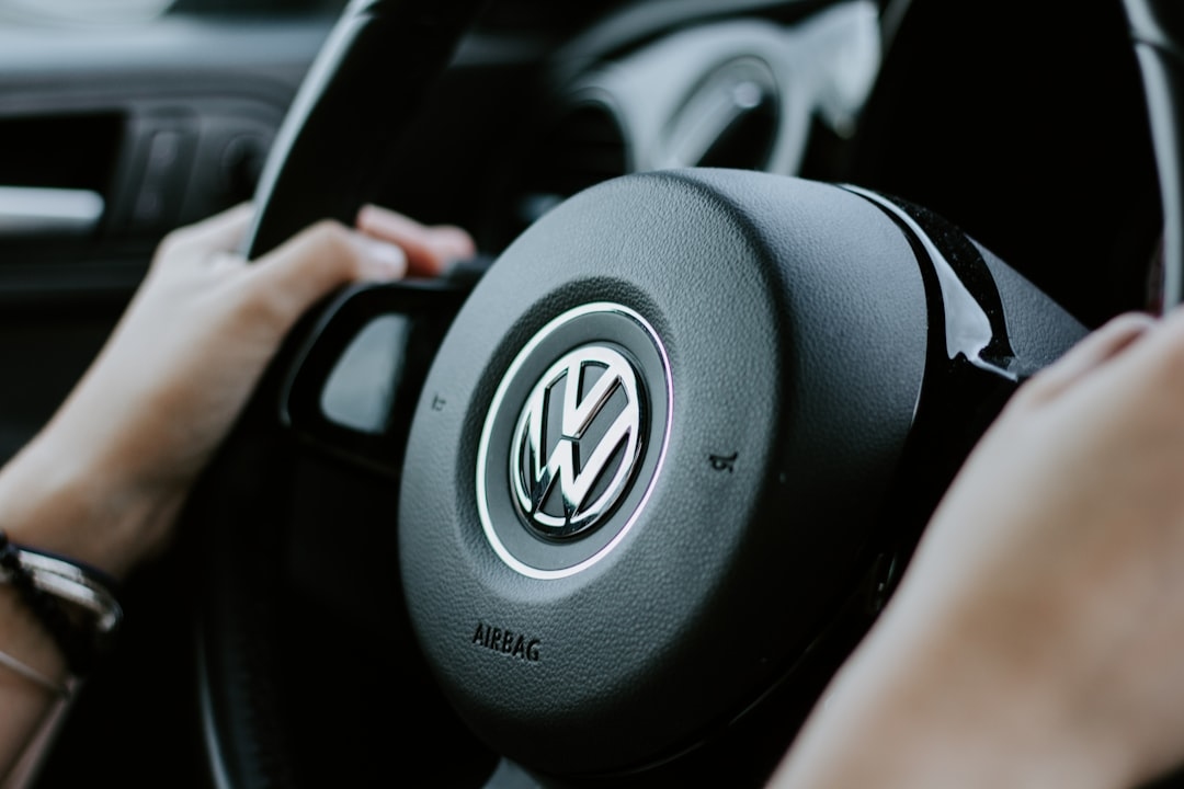 Перевірка автомобілів BMW та Volkswagen по VIN із ремонтом у Києві